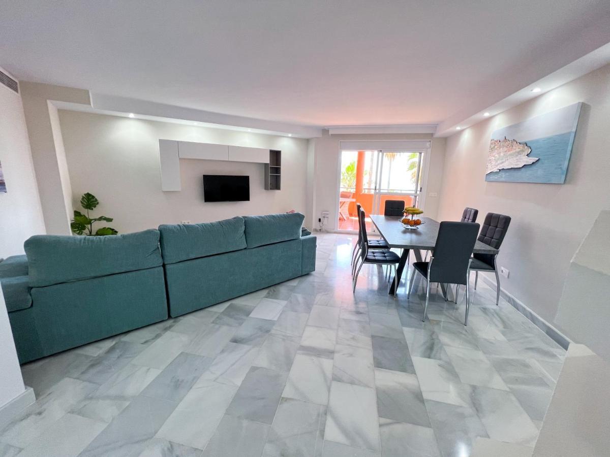 Luxury Three Bedroom Apartment At Estepona Exterior foto