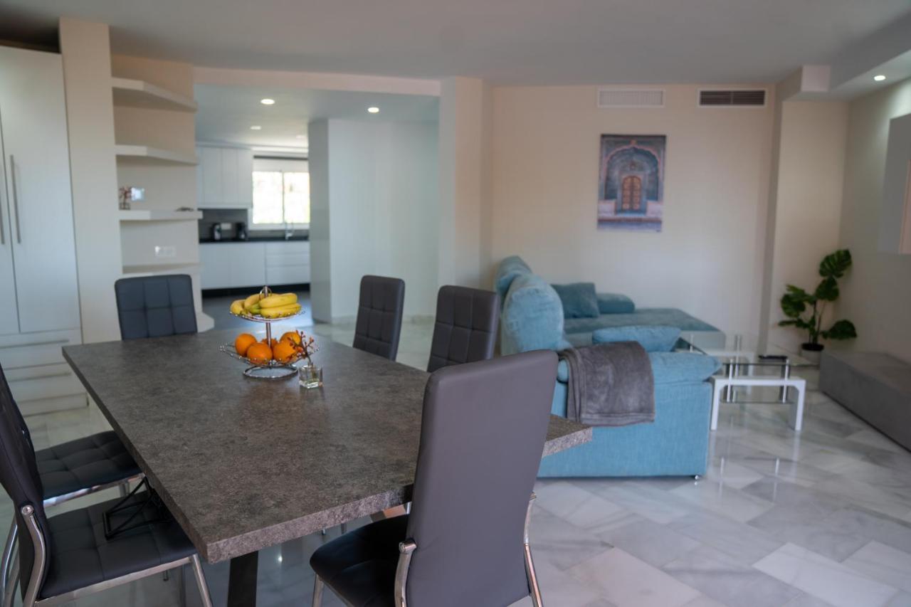 Luxury Three Bedroom Apartment At Estepona Exterior foto